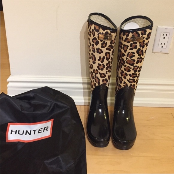 hunter rain boots leopard
